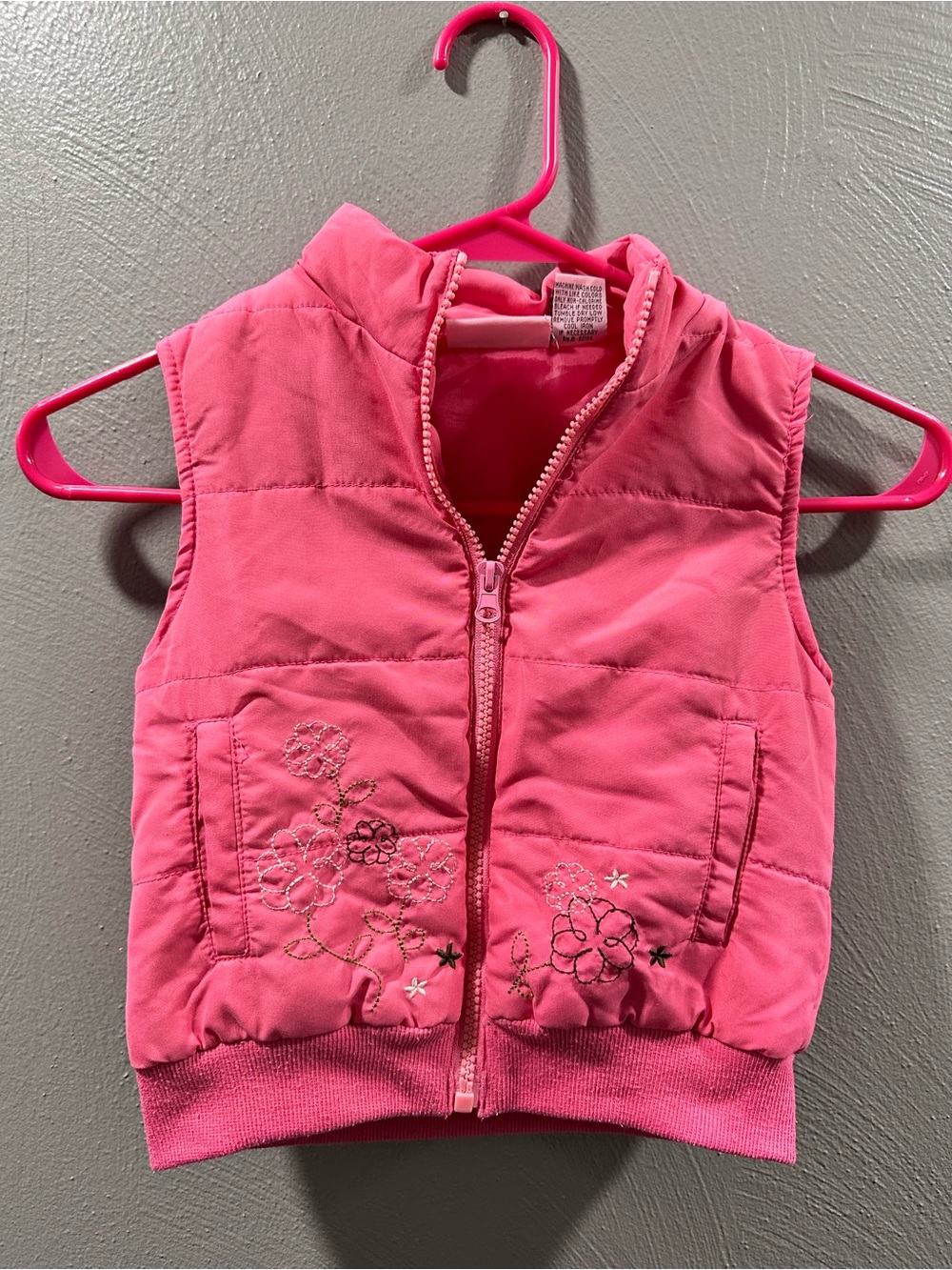 Girls Pink Quilted Floral-Embroidered Vest